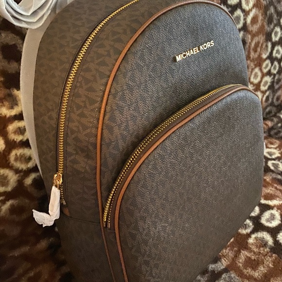 selling mk backpack - Picture 2 of 3